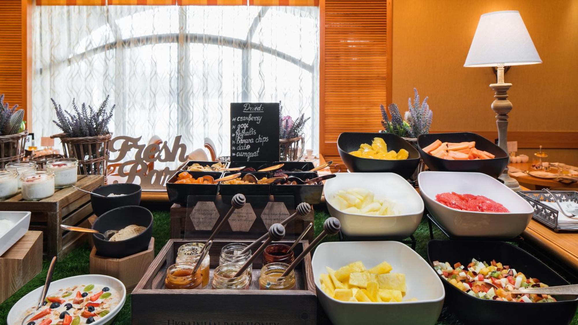 Intercontinental - Kyiv By Ihg Hotel Ngoại thất bức ảnh